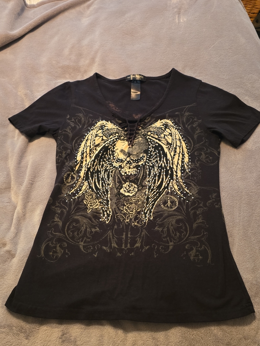 Black Graphic V-Neck Winged Skull Tee
